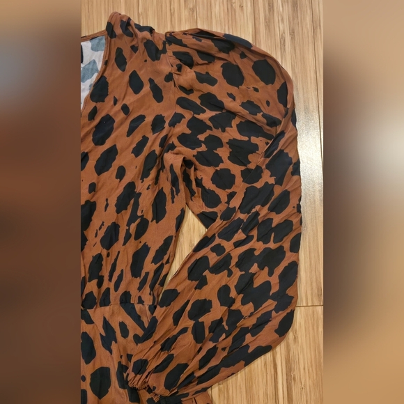 💚 NWOT Megan Renee Leopard Print Maxi Dress - Picture 5 of 10